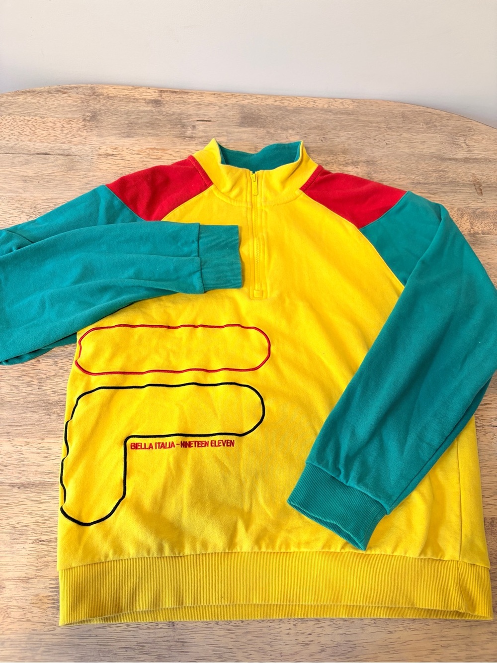 FILA Colorblock Quarter Zip Sweatshirt - XL